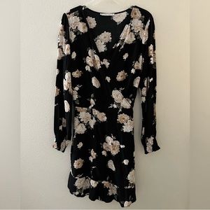 Abercrombie & Fitch Black Floral L/S Wrap Dress Elastic Wrists Ruffle Bottom L